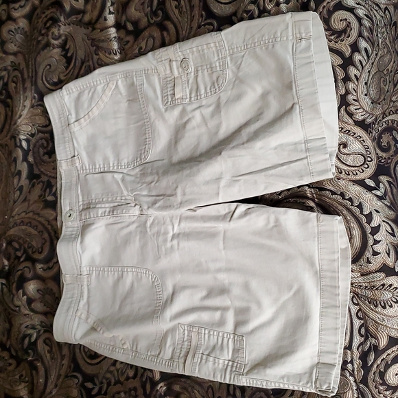 gloria vanderbilt shorts